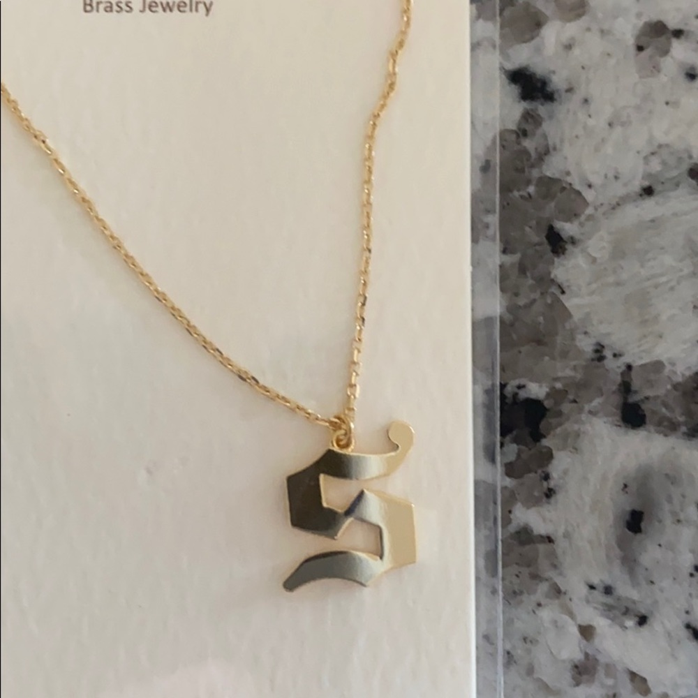 ✨Various Letters!✨ Gold Dipped Initial Necklace - Picture 15 of 16